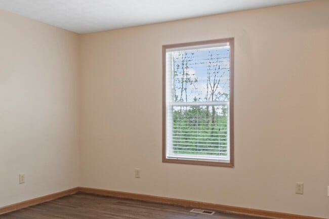 Building Photo - 1094 Oxley Dr