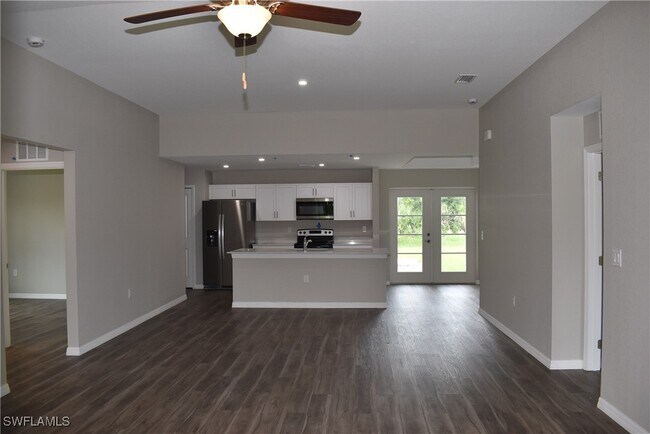 Building Photo - 152 Red Cedar Park