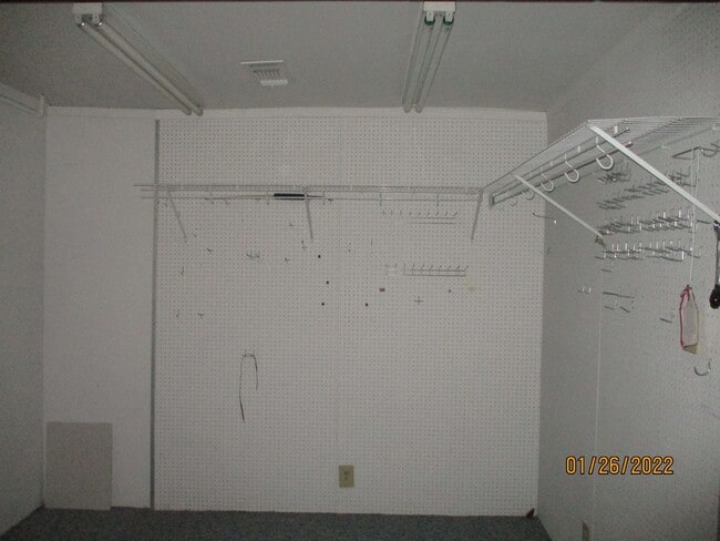 Building Photo - 4300 Mackey Dr