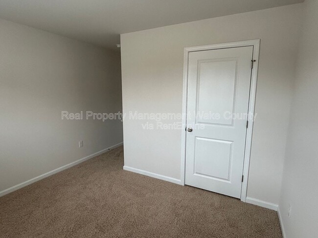 Building Photo - 8515 Beckett Chase Wy