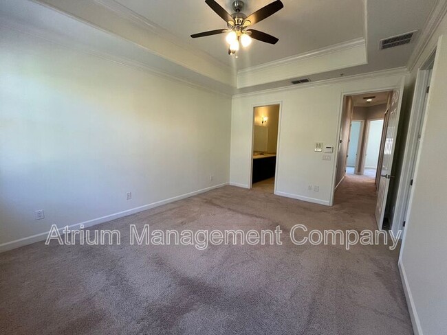 Building Photo - 1146 Bolton Pl