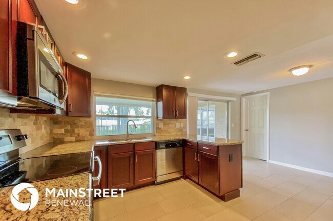 Building Photo - 7750 Cayuga Dr