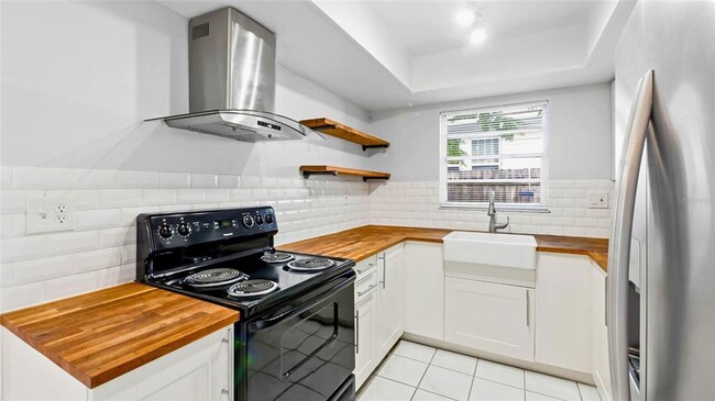 Building Photo - 1131 55th Ave N