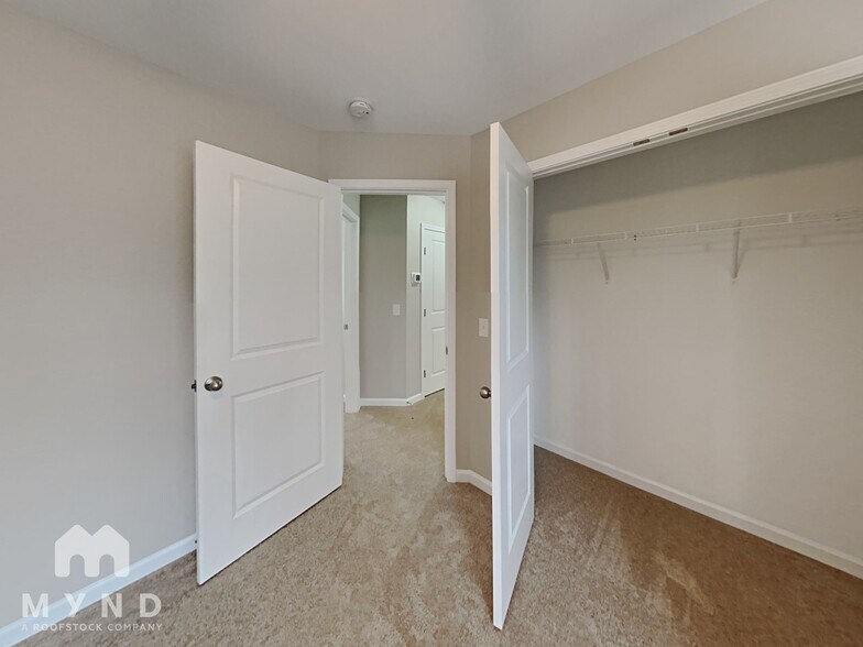 Building Photo - 1402 A Neely St