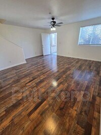 Building Photo - 421 Holcomb Ave