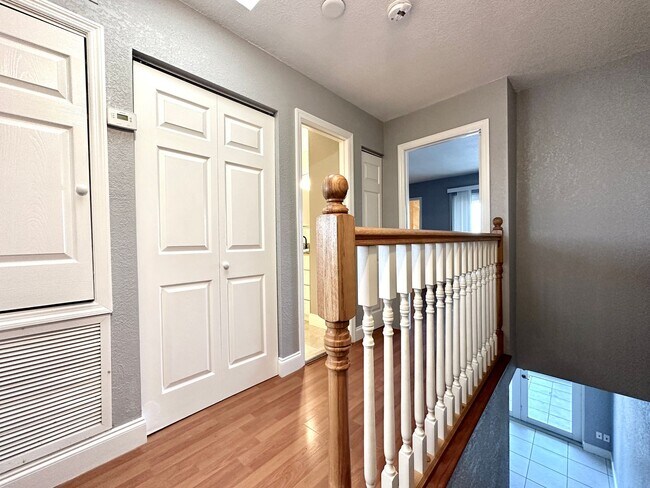 Building Photo - 1350 Mediterranean Dr