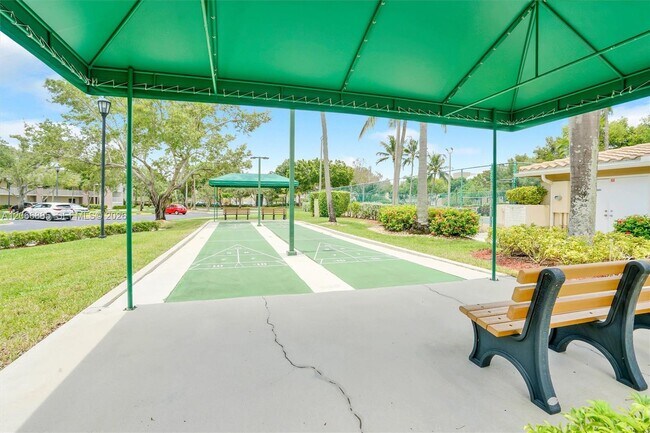 Building Photo - 9537 Weldon Cir
