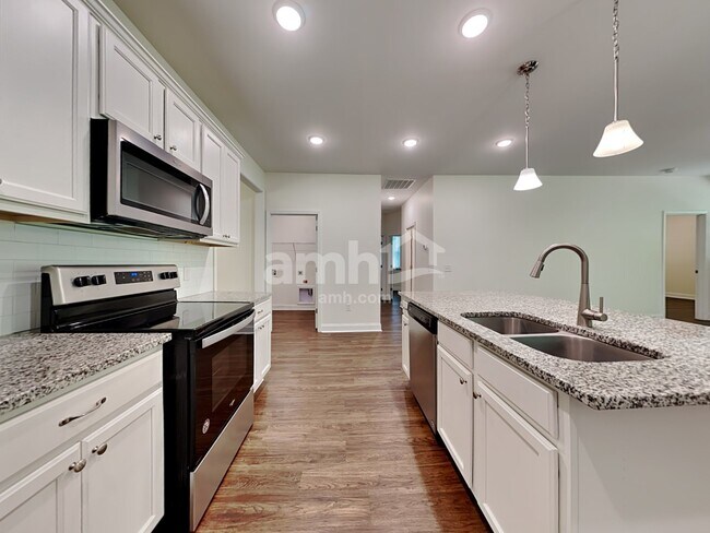 Building Photo - 219 Swan Drive