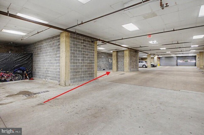 Building Photo - 2711 Bellforest Ct