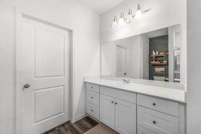 Building Photo - 4916 Knob Dr