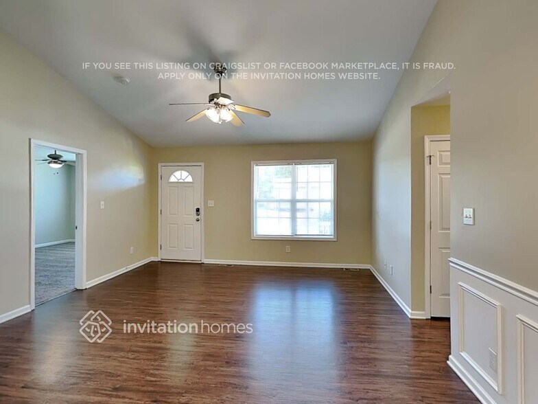 Building Photo - 1039 Loch Lomond Cir