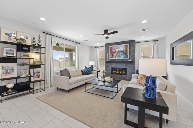 Building Photo - 10599 W Walker Brown Dr