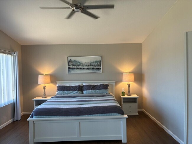 Building Photo - 13717 N 80th Ave