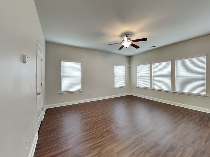 Building Photo - 110 Obsidian Way