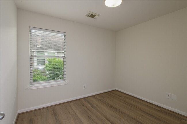 Building Photo - 13022 Cressida Glen Ln