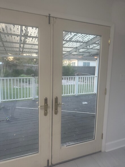 Building Photo - 1509 Clay St