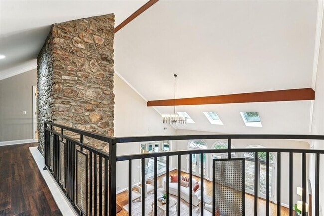 Building Photo - 511 Pine Valley Rd SE