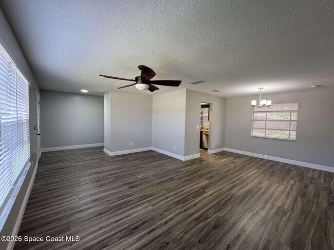 Building Photo - 1583 White Cap Way