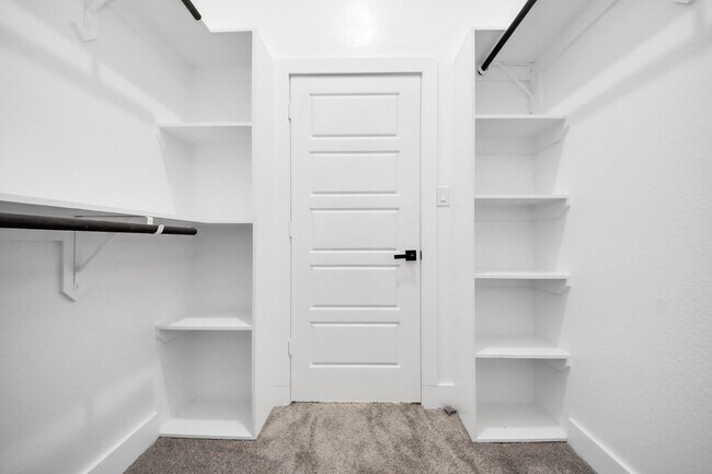 Building Photo - 11141 Rd 5503