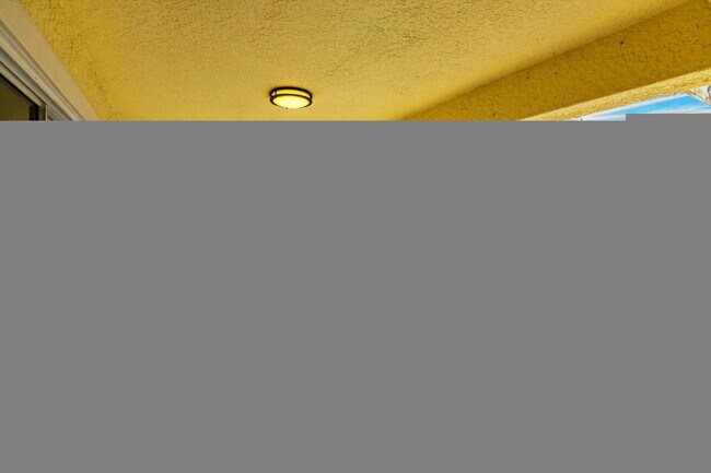 Building Photo - Rare 5 Bedroom Pool Home in Gated Community