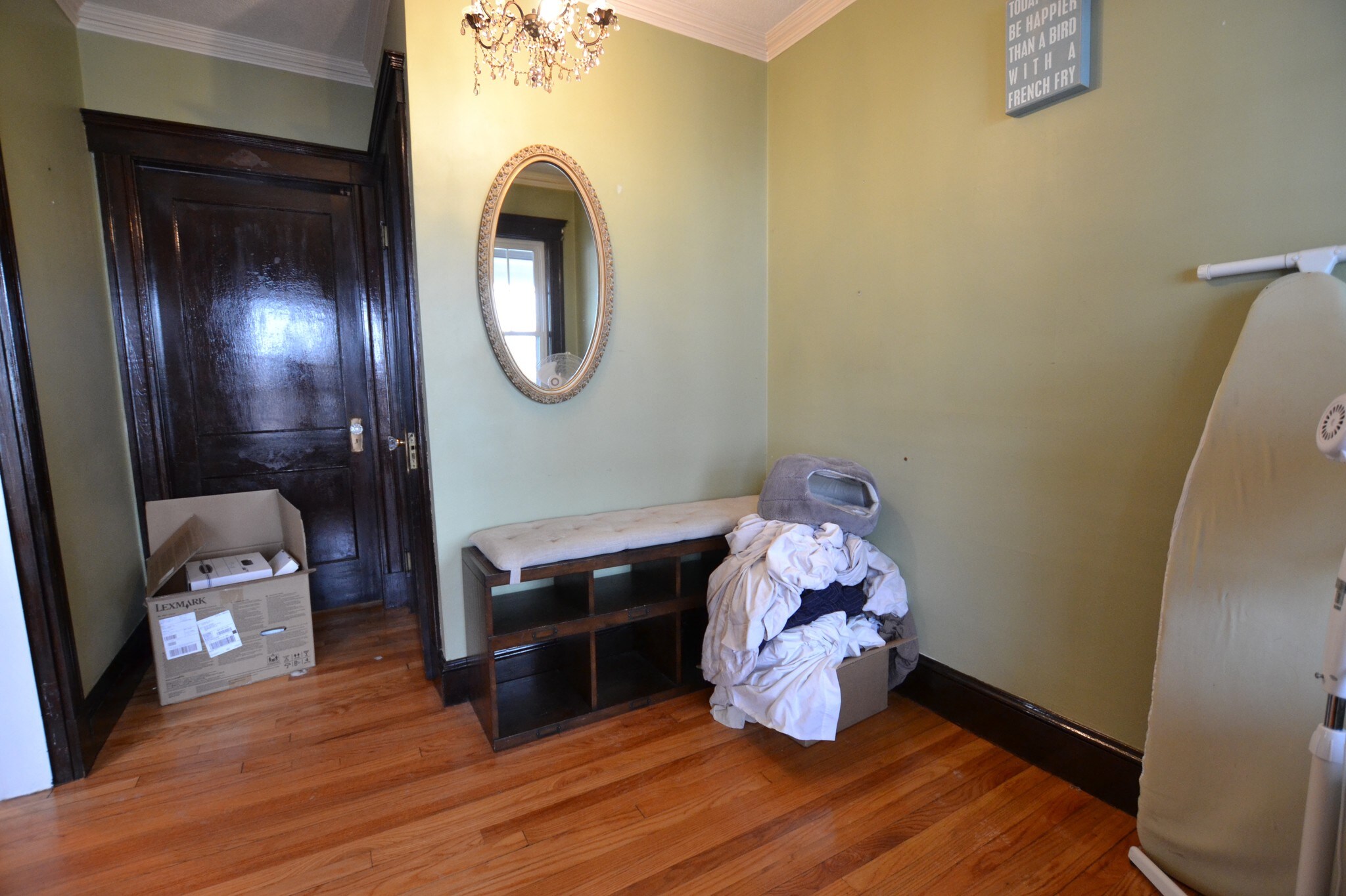 Building Photo - 31 N Crescent Circuit