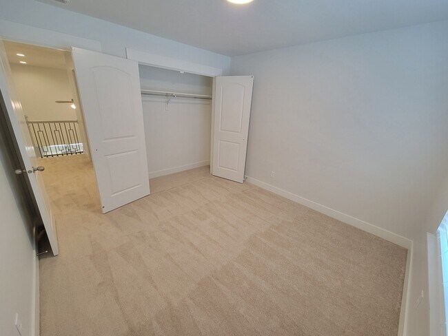 Building Photo - 1455 N 3860 W