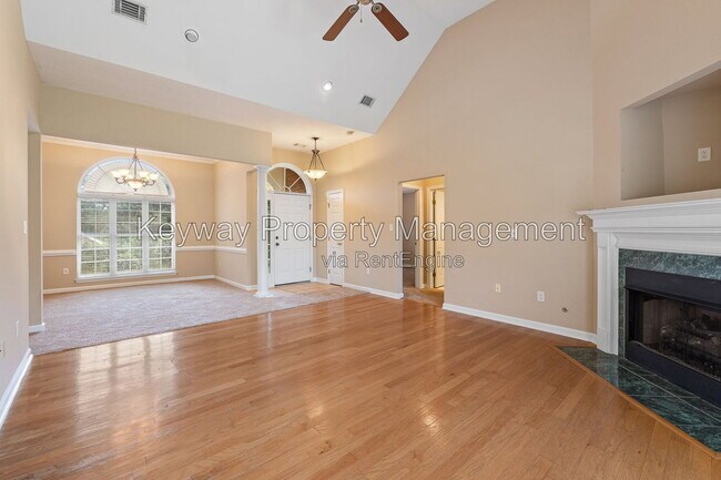 Building Photo - 803 Bell Springs Ct