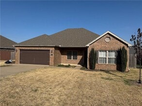 Building Photo - 6505 S 50th St