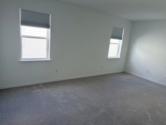 Building Photo - 15077 Shady Palms Ln