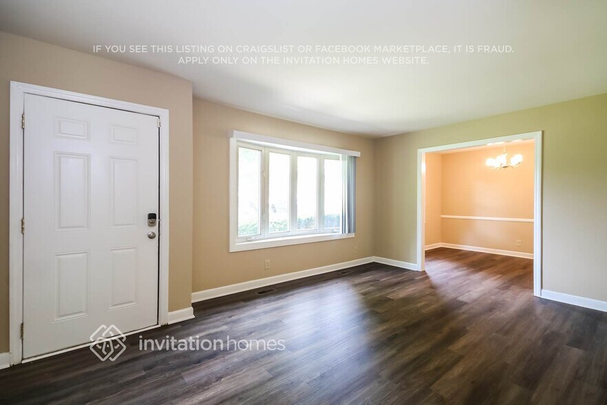 Building Photo - 3310 Paula Cir