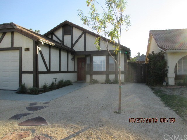 Primary Photo - 916 Aster St