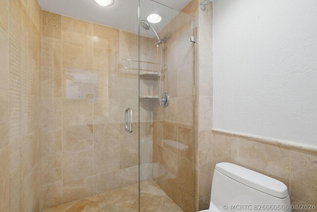 Building Photo - 3901 S Flagler Dr
