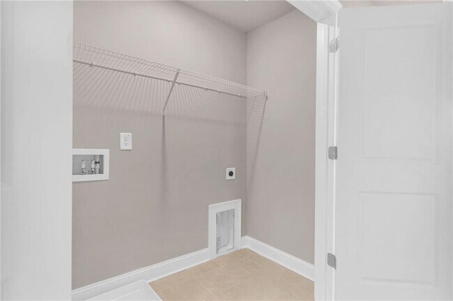 Building Photo - 423 Lincoln St