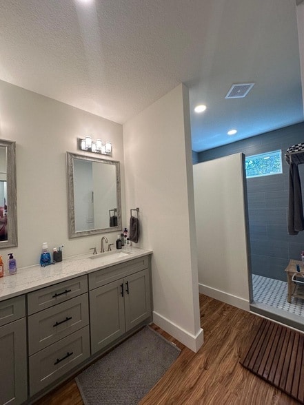 Building Photo - 4819 Whitewood Rd