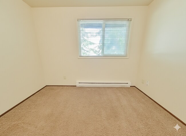 Building Photo - 2 Bedroom Apartment ~ Close to 9th Street ...