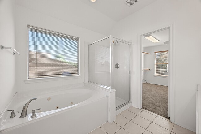 Building Photo - 2883 Lost Cove Ct