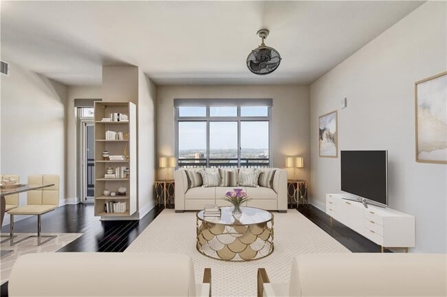 Building Photo - 603 Davis St