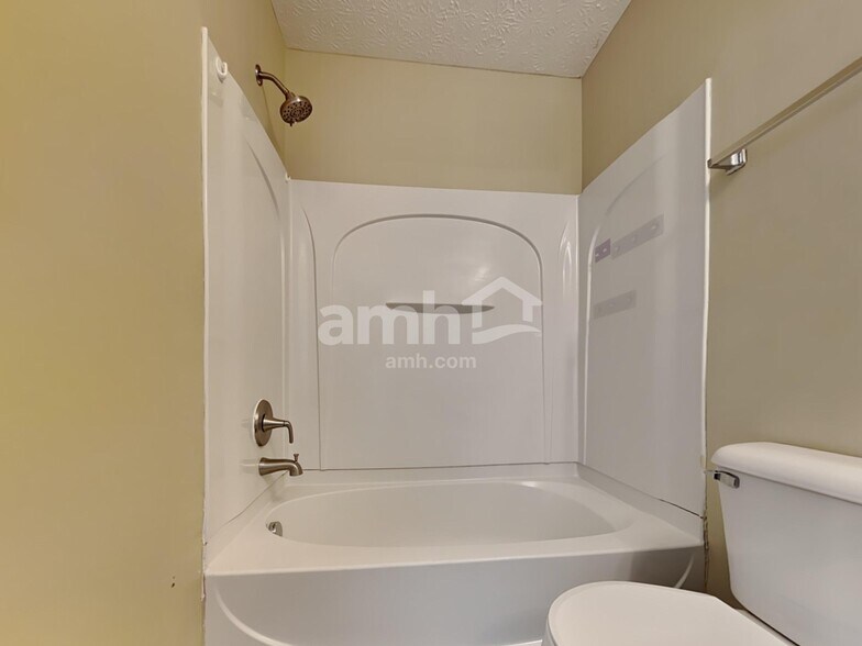 Building Photo - 5547 Glenchester Dr