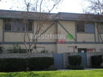 Primary Photo - 1107 W Francis St