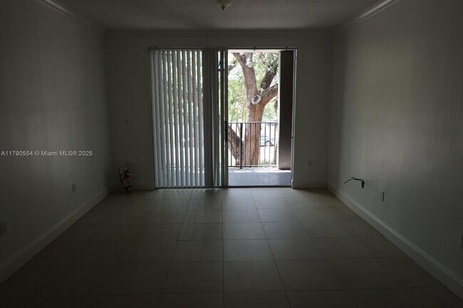 Building Photo - 6801 SW 44th St