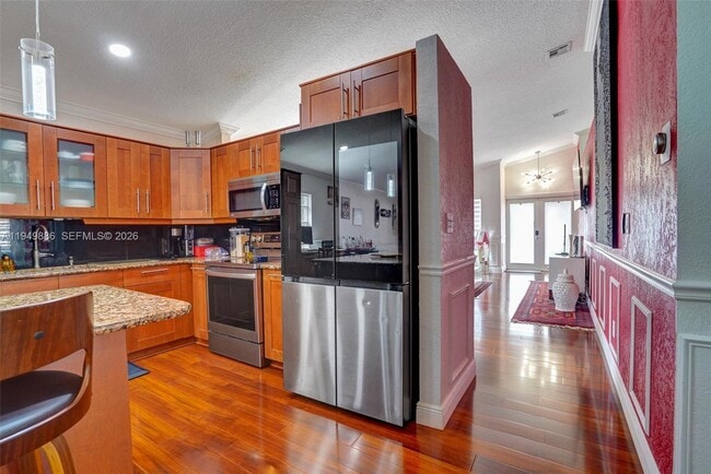 Building Photo - 311 SW 203rd Ave