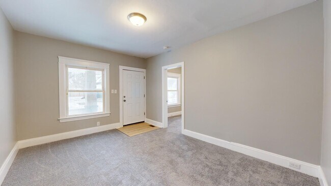 Building Photo - 3465 W.56th