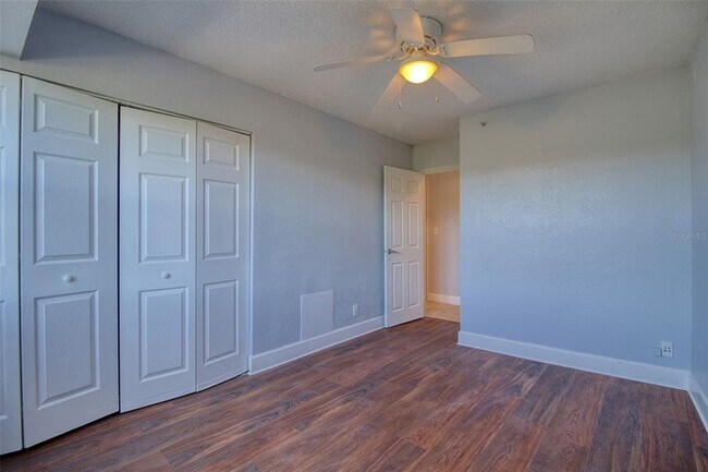 Building Photo - 3315 58th Ave S