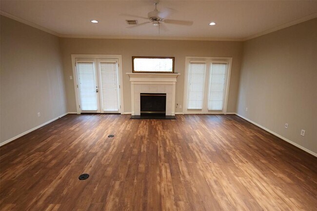 Building Photo - 4914 Maxie St