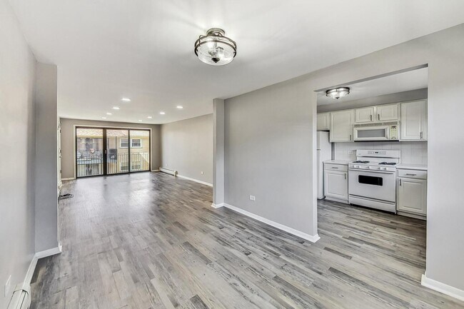 Building Photo - 6563 N Harlem Ave