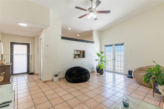 Building Photo - 6931 SW 154th Ct