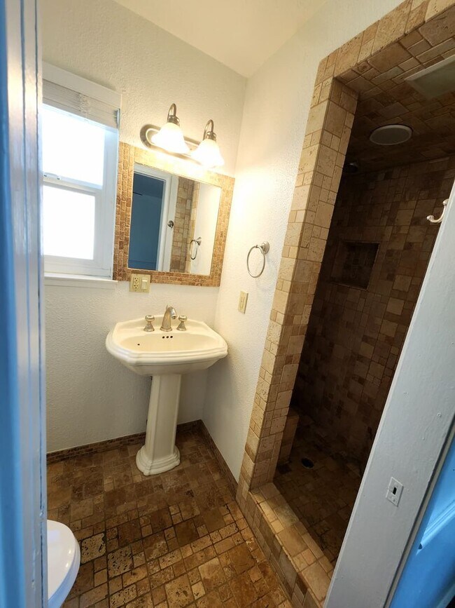 Building Photo - 10487 Dolecetto Dr