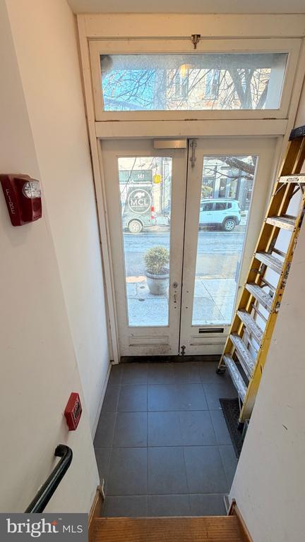 Building Photo - 136 N 3rd St