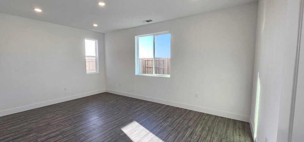 Building Photo - 3311 Jubilee Dr