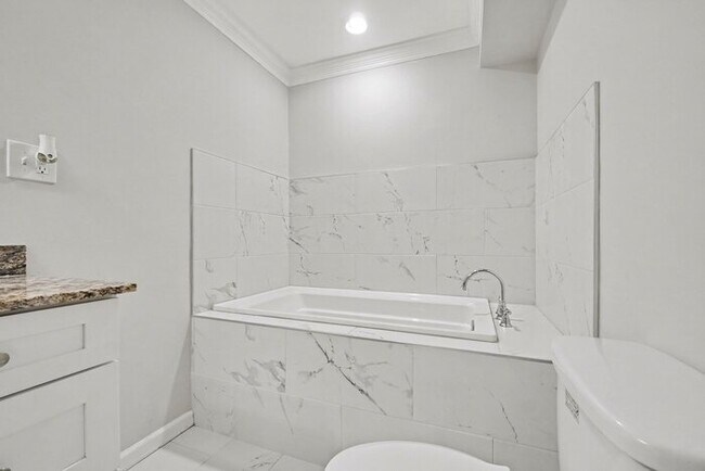 Building Photo - 3676 Castle Rock Way